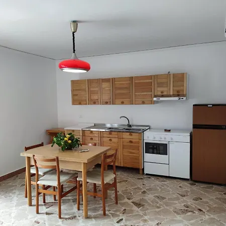 Ginestra Feriehus *
